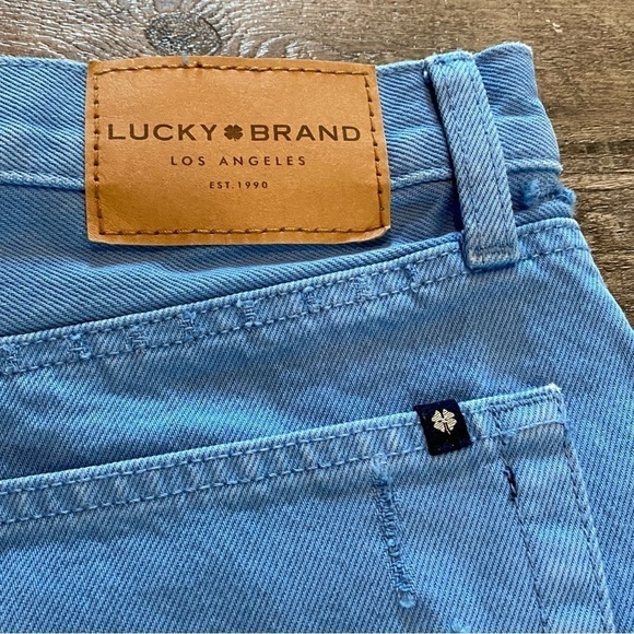 LUCKY BRAND Blue Relaxed Fit Jean Shorts 10.5” Rise, NWT Size 4/27 - Picture 8 of 16